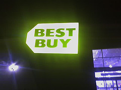 Best Buy Will Offer the Apple iPad 2 on Sale This Black Friday Best Buy will offer the Apple iPad 2 on sale this Black Friday.