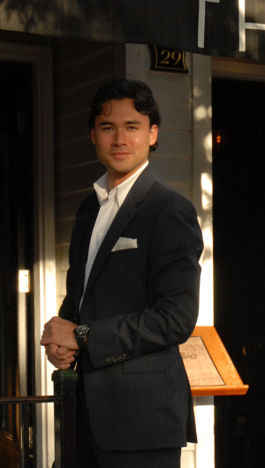 2013-10-10-SenOwnerToraMatsuoka