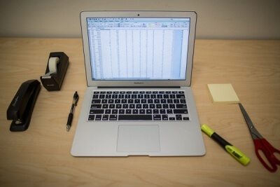 computer-on-desk