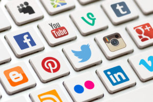 Social-Media-Icons-Keyboard