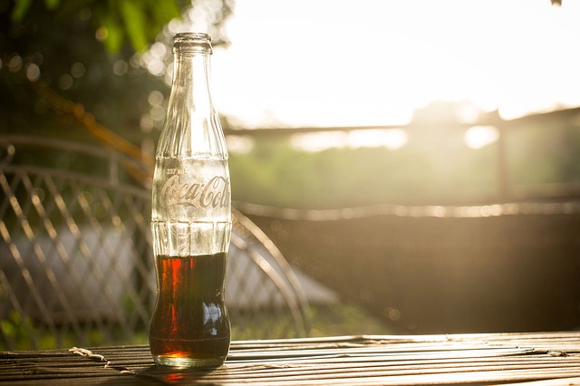 bottle 1869990 640