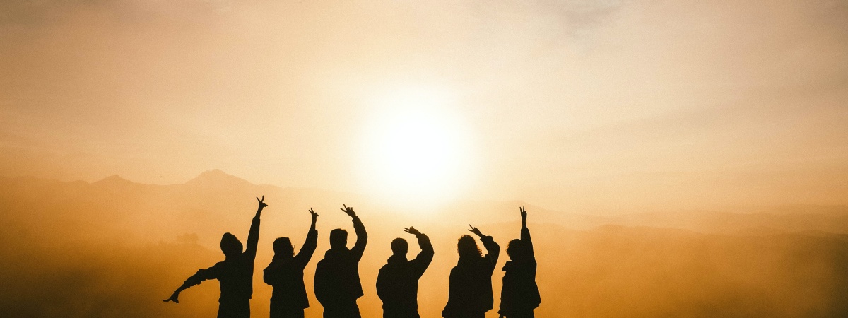 Alumni groups help you connect with people