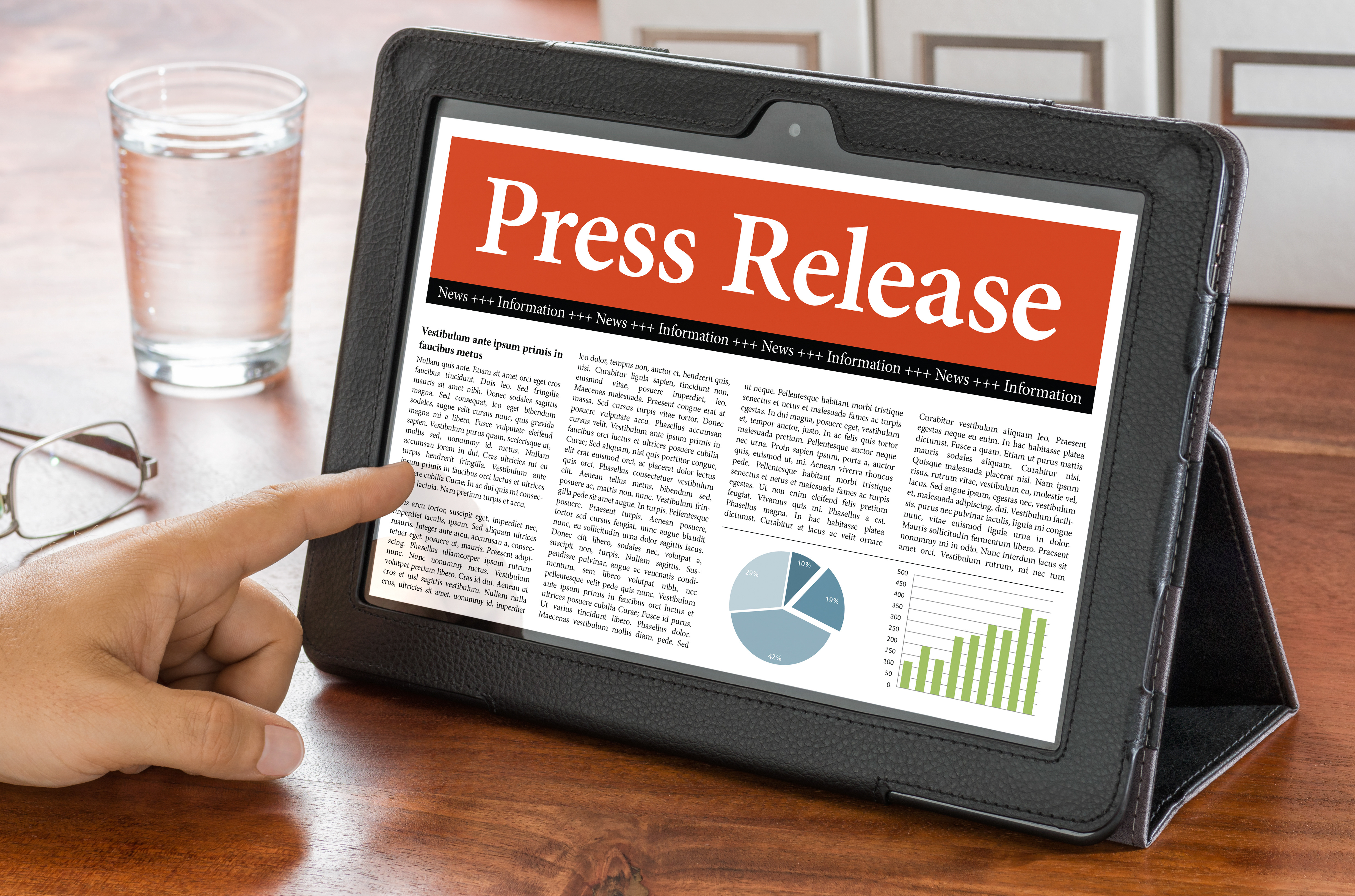 Importance of using short headlines within a press release. 