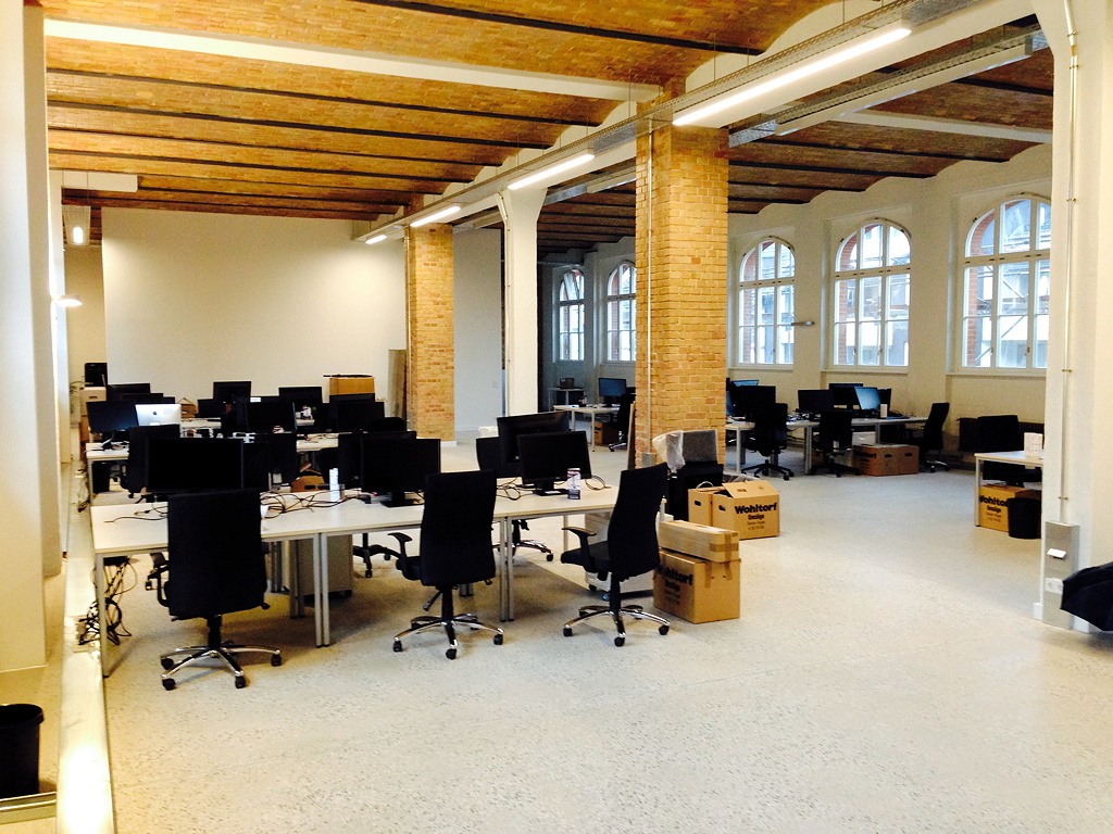 Agile workspace: Stylish but hardly usable work space – Age-of-Product.com