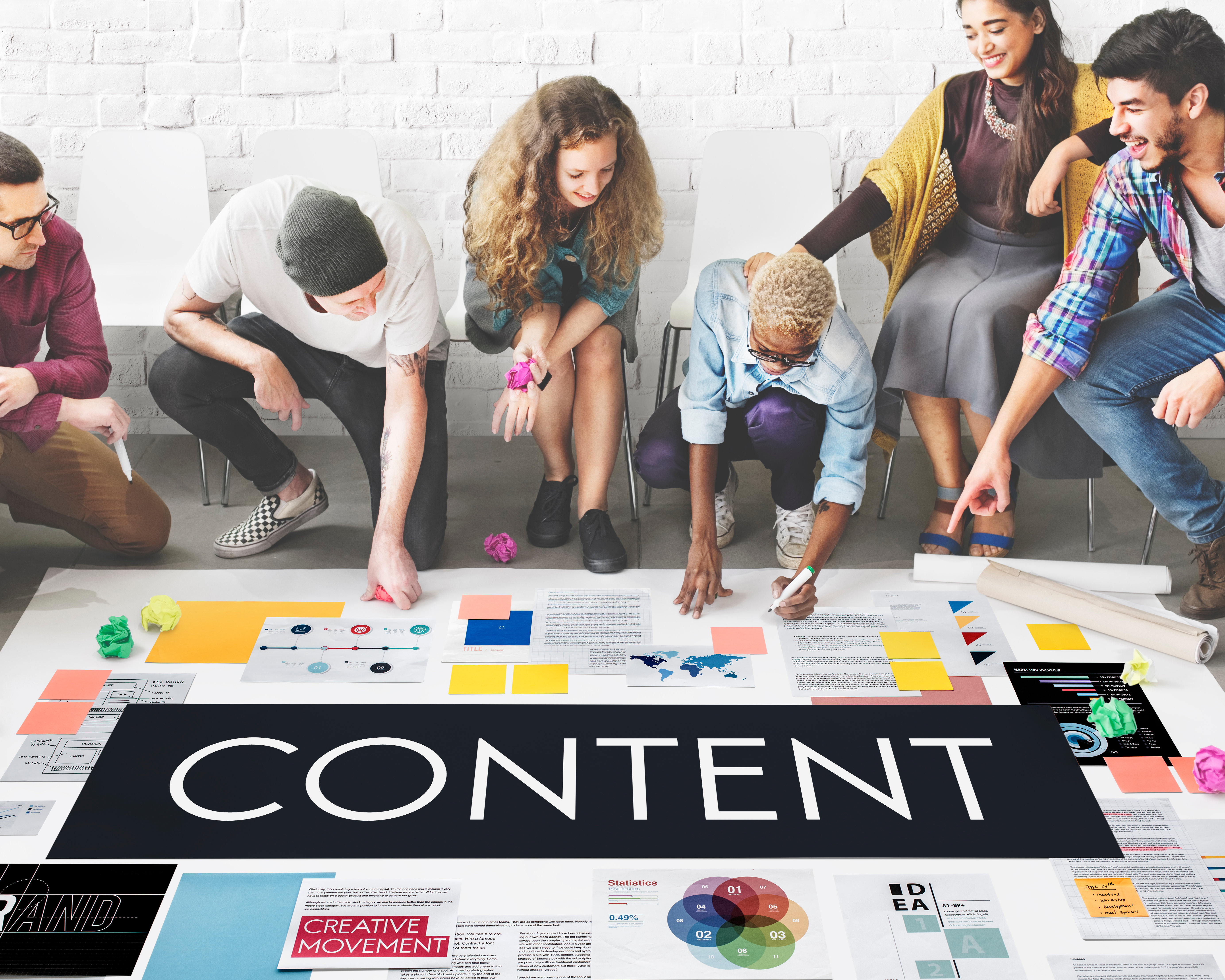 Team strategizing their content marketing efforts