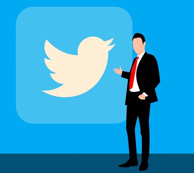 Twitter Takes a U-Turn On Banning Other Social Media Links