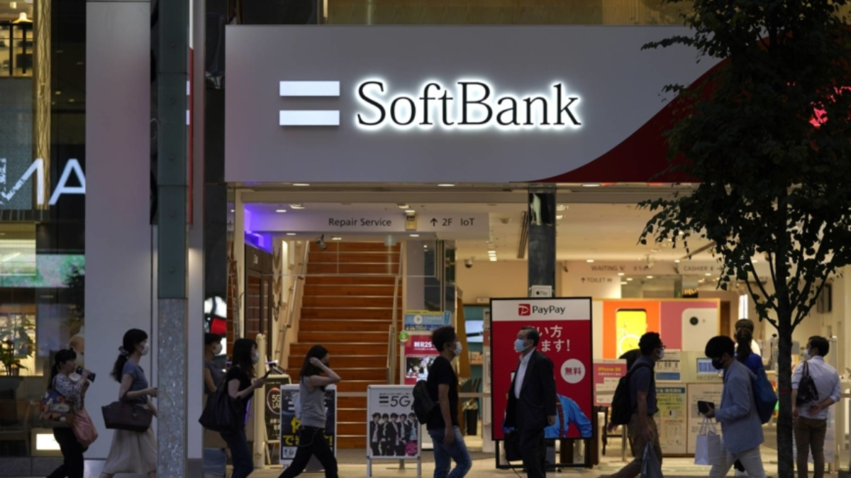 softbank looking at laying off vision fund employees