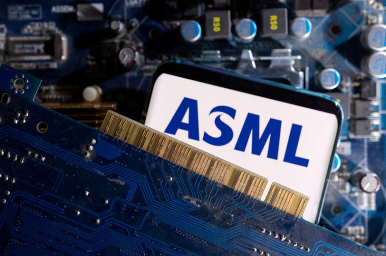 The Netherlands Enters the Semiconductor Chip Fight - Top Chip Equipment Manufacturer ASML Limited to Repairing Machines in China