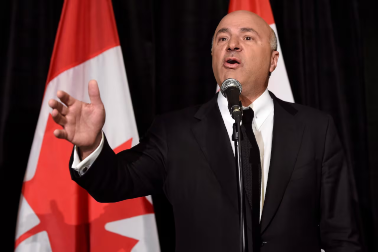 kevin o'leary in front of canadian flag