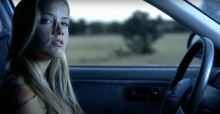 amber heard driving a car