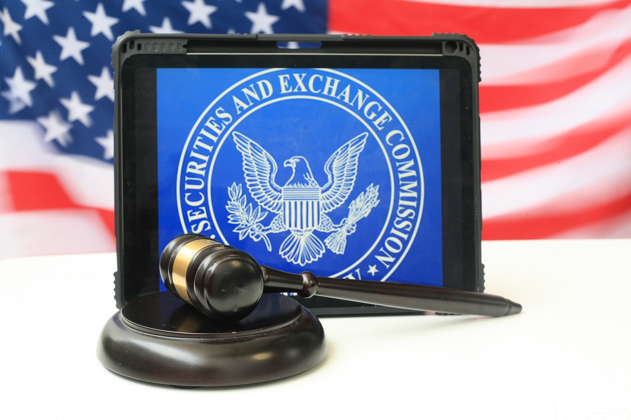 Bitcoin ETF News: Grayscale have returned to discussions with the SEC over the highly anticipated Grayscale Bitcoin Spot ETF. Read here.