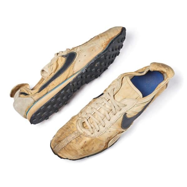 Moon Shoe Nike