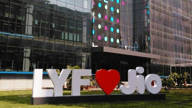 lyf and jio
