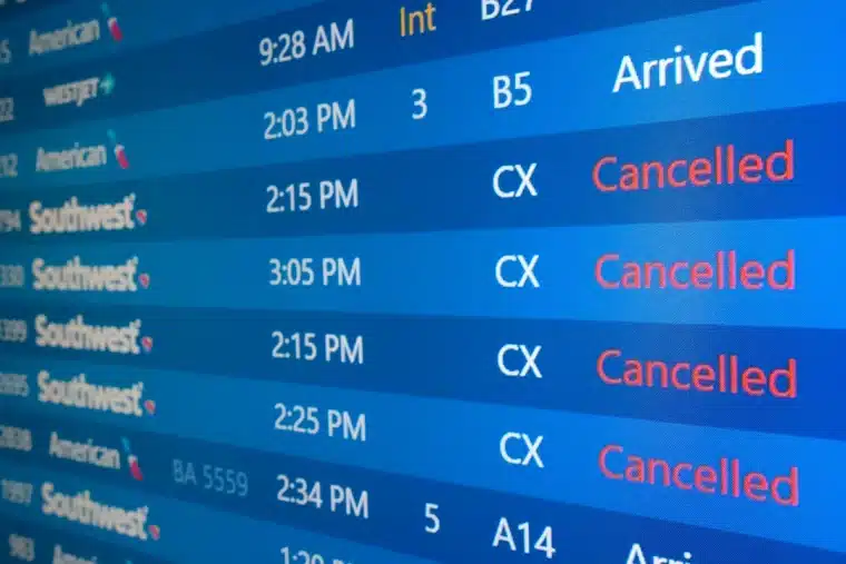 hundreds of flights were delayed or canceled amid crowdstrike outage