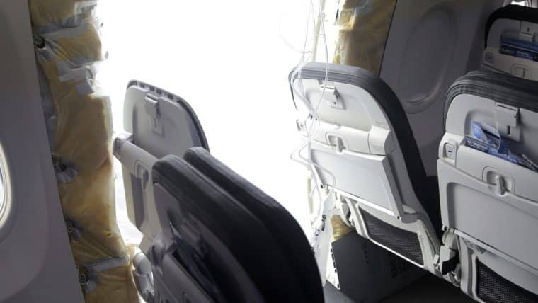 door plug blows up mid-air in alaska airline incident