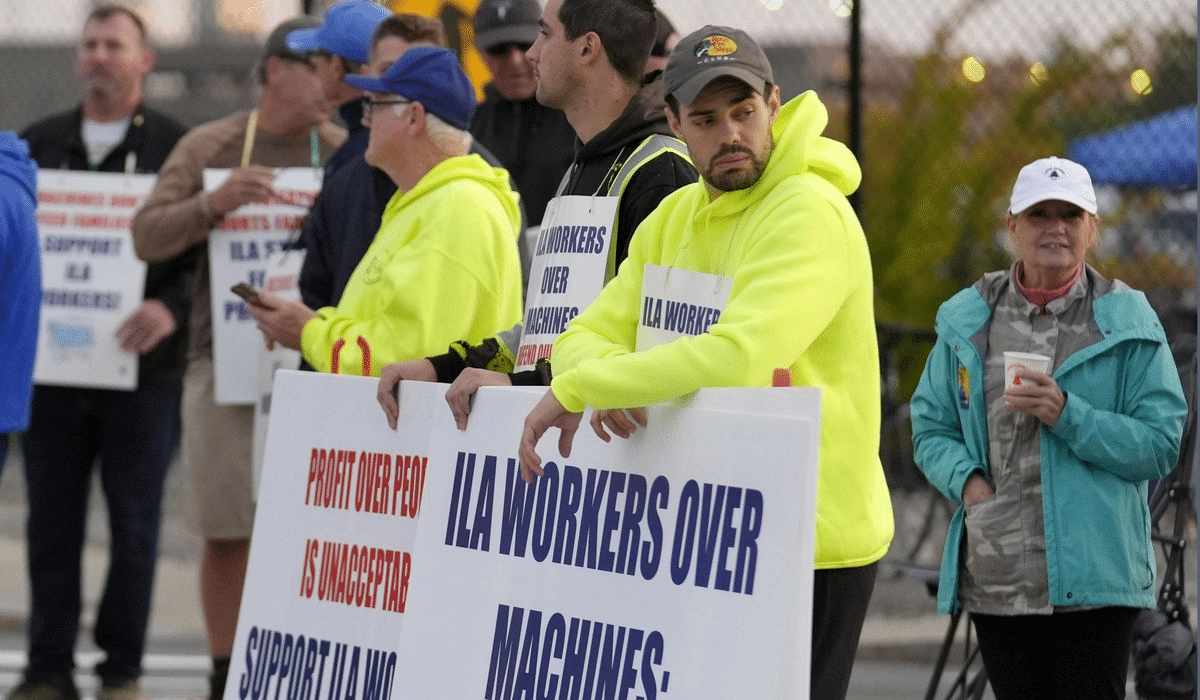 dockworker strike